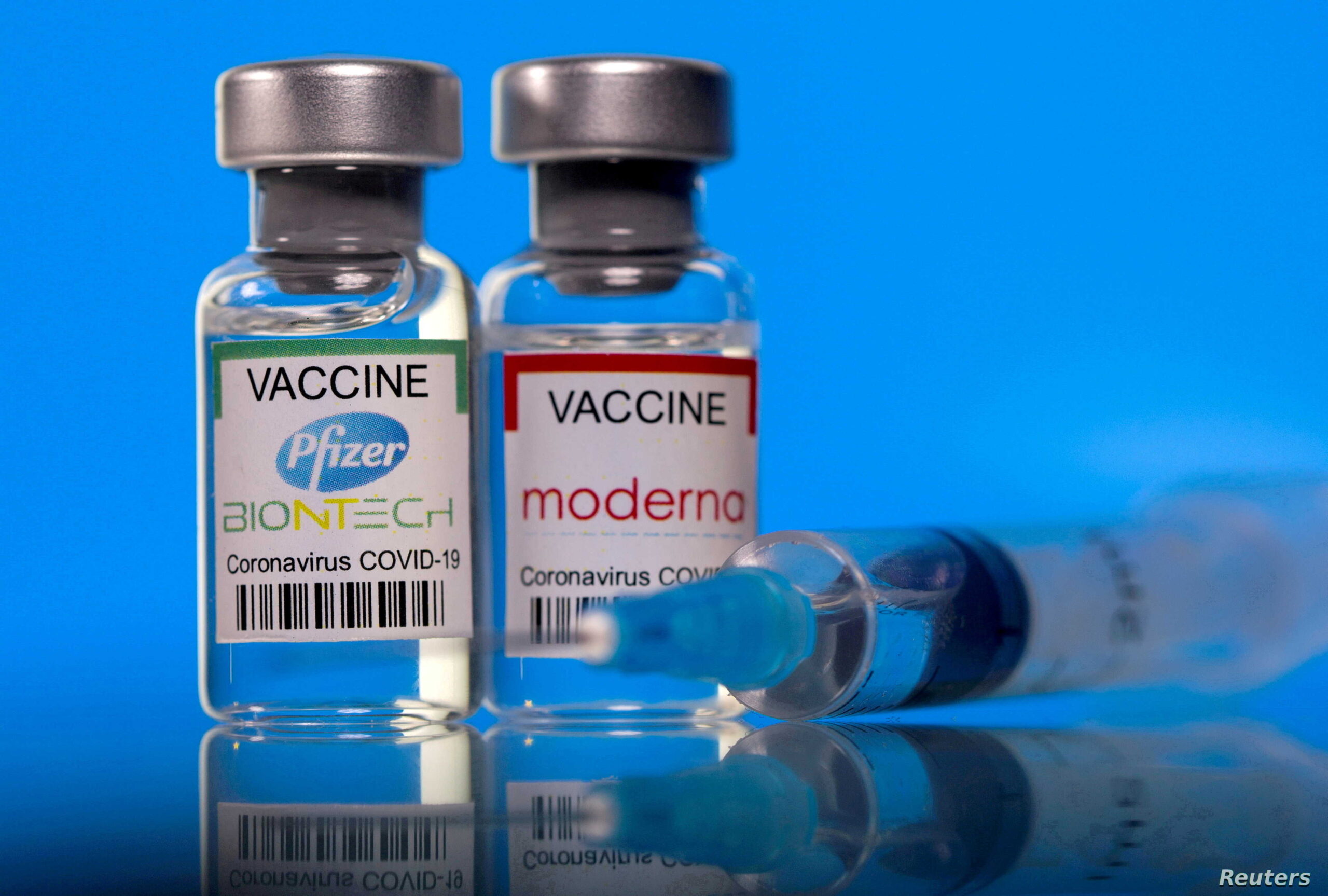 جرعات اللقاح المعززة متاحة لجميع البالغين في بعض الولايات وإليكم التفاصيل