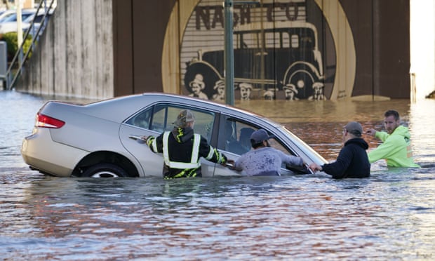تهديدات بحدوث فيضانات جديدة في واشنطن بعد أضرار جسيمة