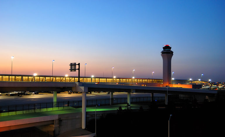مطار ديترويت متروبوليتان يتوقع حشوداً هائلة مع قدوم موسم العطلات