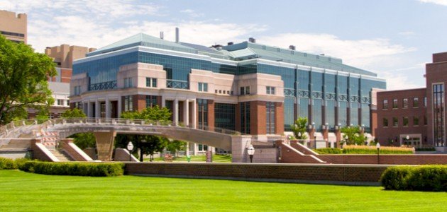 جامعة مينيسوتا تعلن إلغاء الرسوم الدراسية أو تخفيضها لفئة من الطلاب وإليكم التفاصيل