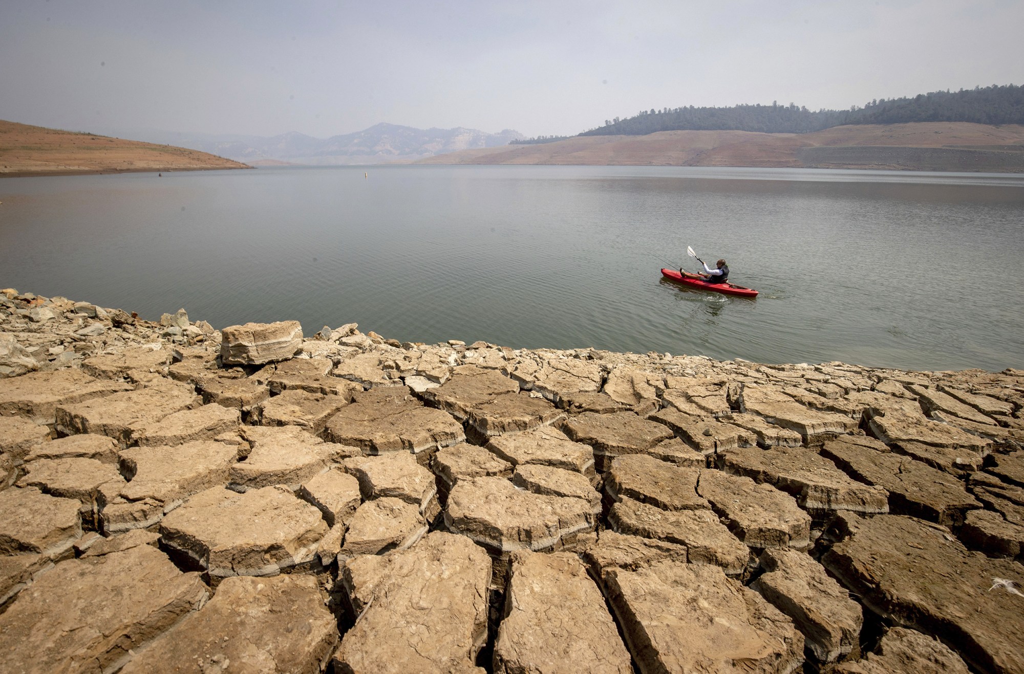 كاليفورنيا تواجه قيوداً على موارد المياه مع تفاقم الجفاف