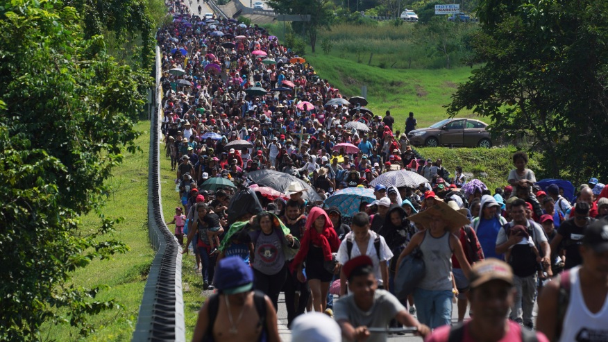 الولايات المتحدة تستأنف سياسة إجبار طالبي اللجوء على الانتظار في المكسيك